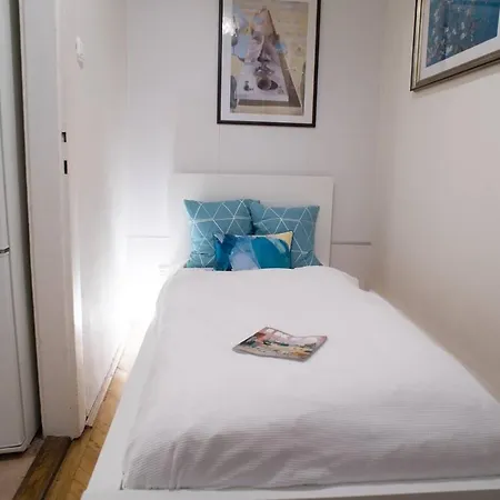 아파트 Large, Comfy In The Centre 부다페스트