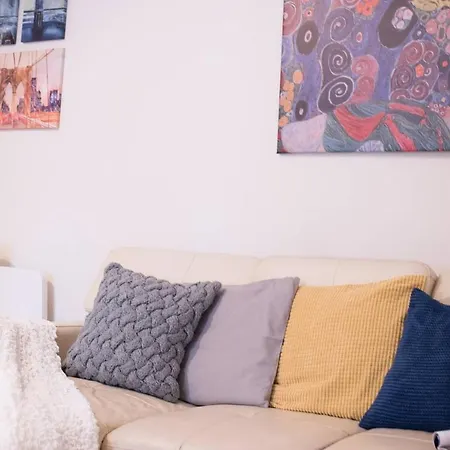 Large, Comfy In The Centre 아파트 *